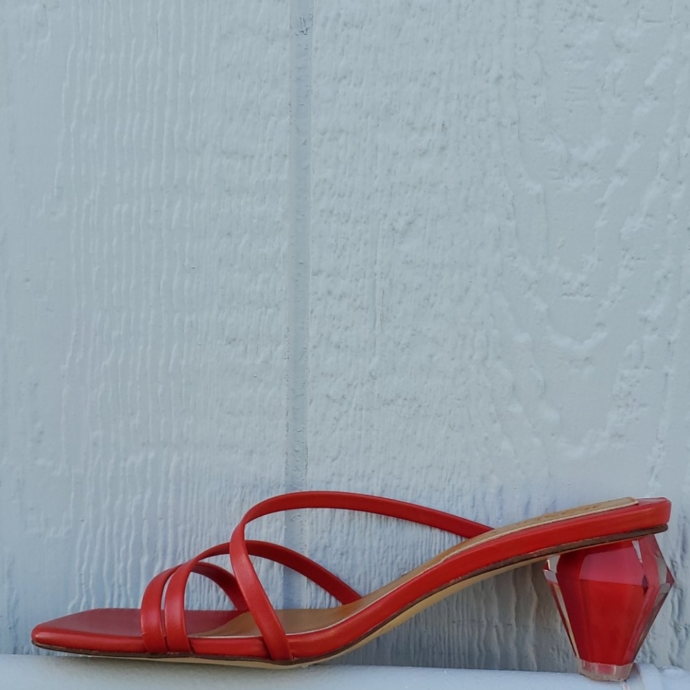 Red Square Toe Heel